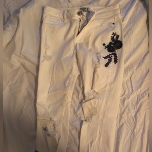 Abercrombie Harper Low Rise White denim jeans size 26